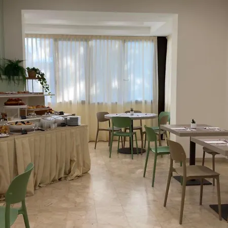 Hotel Abay 3*